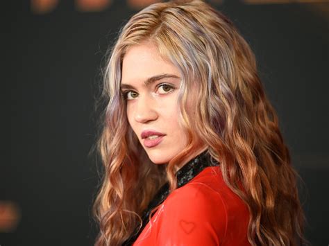 grimes nudes|Elon Musk’s Ex Grimes Shares Elaborate Halloween Nudes:。